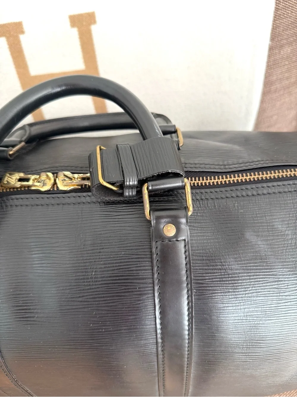 Authentic Louis Vuitton unisex Keepall 50 bag M42962 black Epi leather LV
